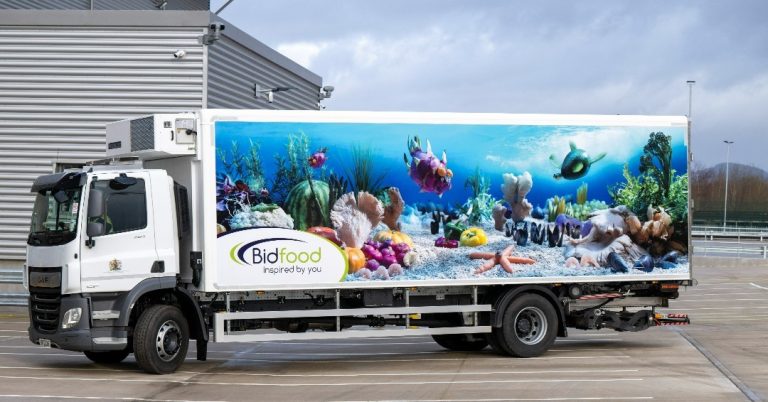Bidfood lorry eaturing an underwater landscape created using a variety of foods.